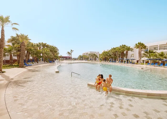 5-Sterne-Hotel: Grand Palladium Select Palace Ibiza